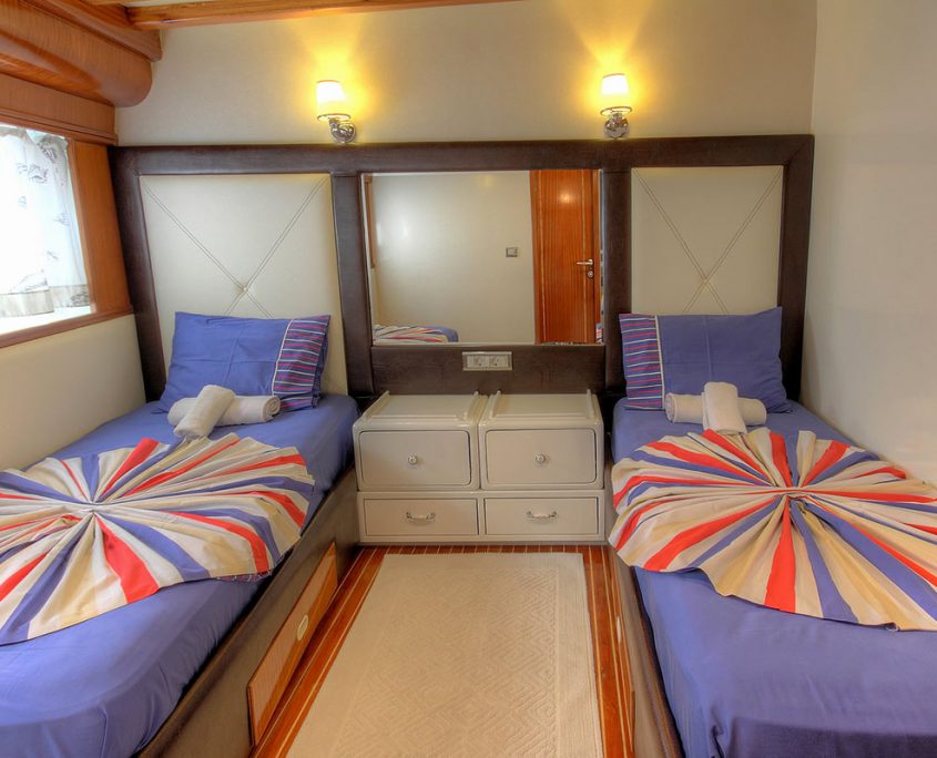 ANGELO II Twin cabin