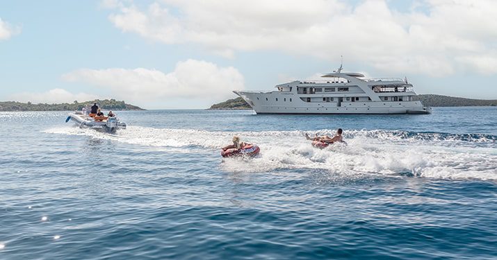 Understanding Yacht Prices An Overview - Featured image