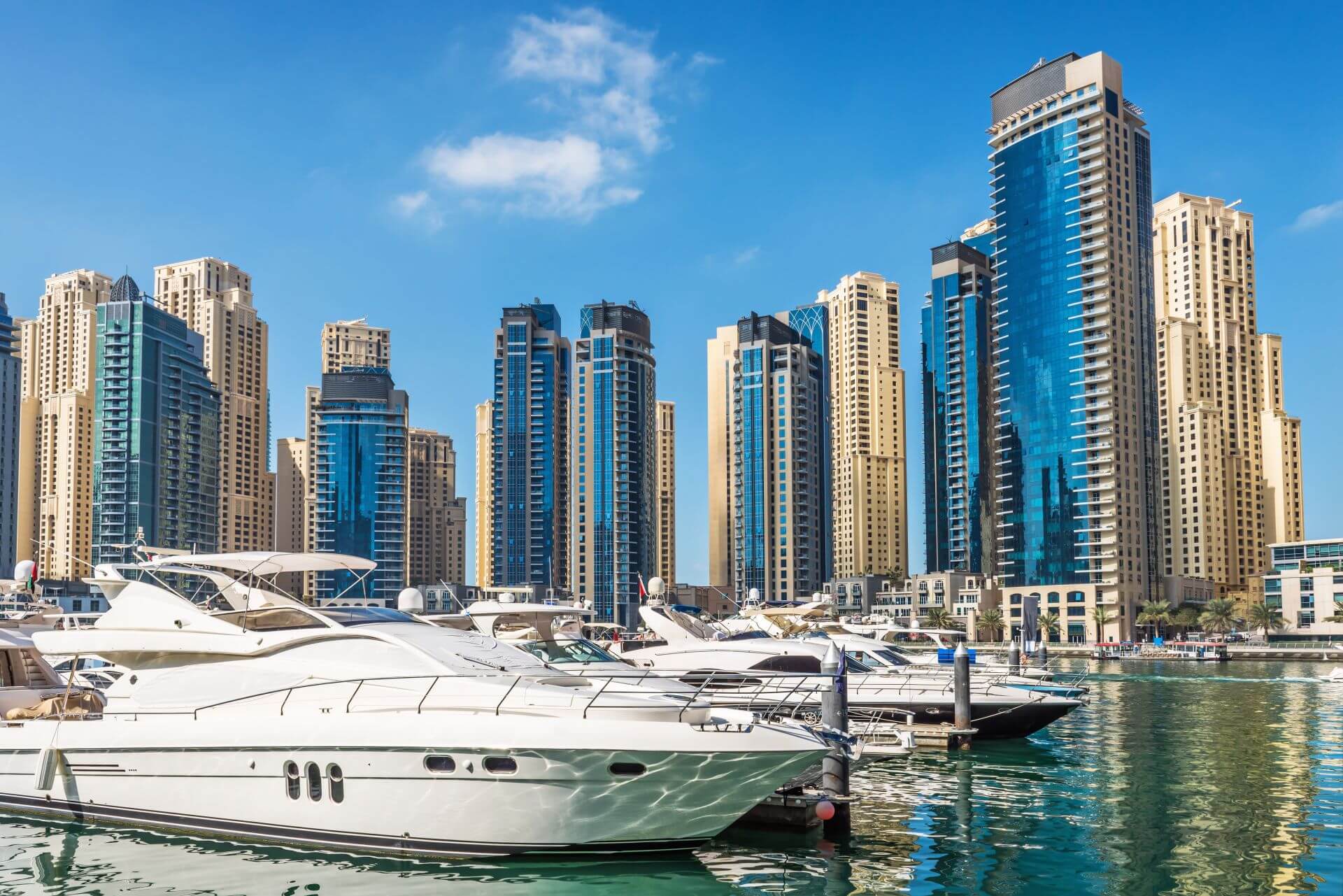 Yacht charter in Dubai