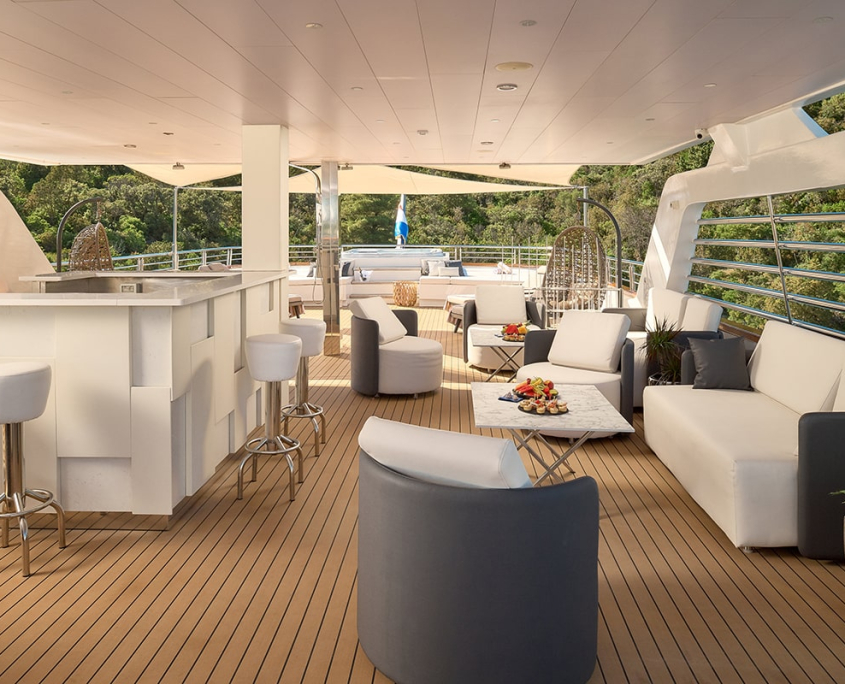 CRISTAL Sun deck